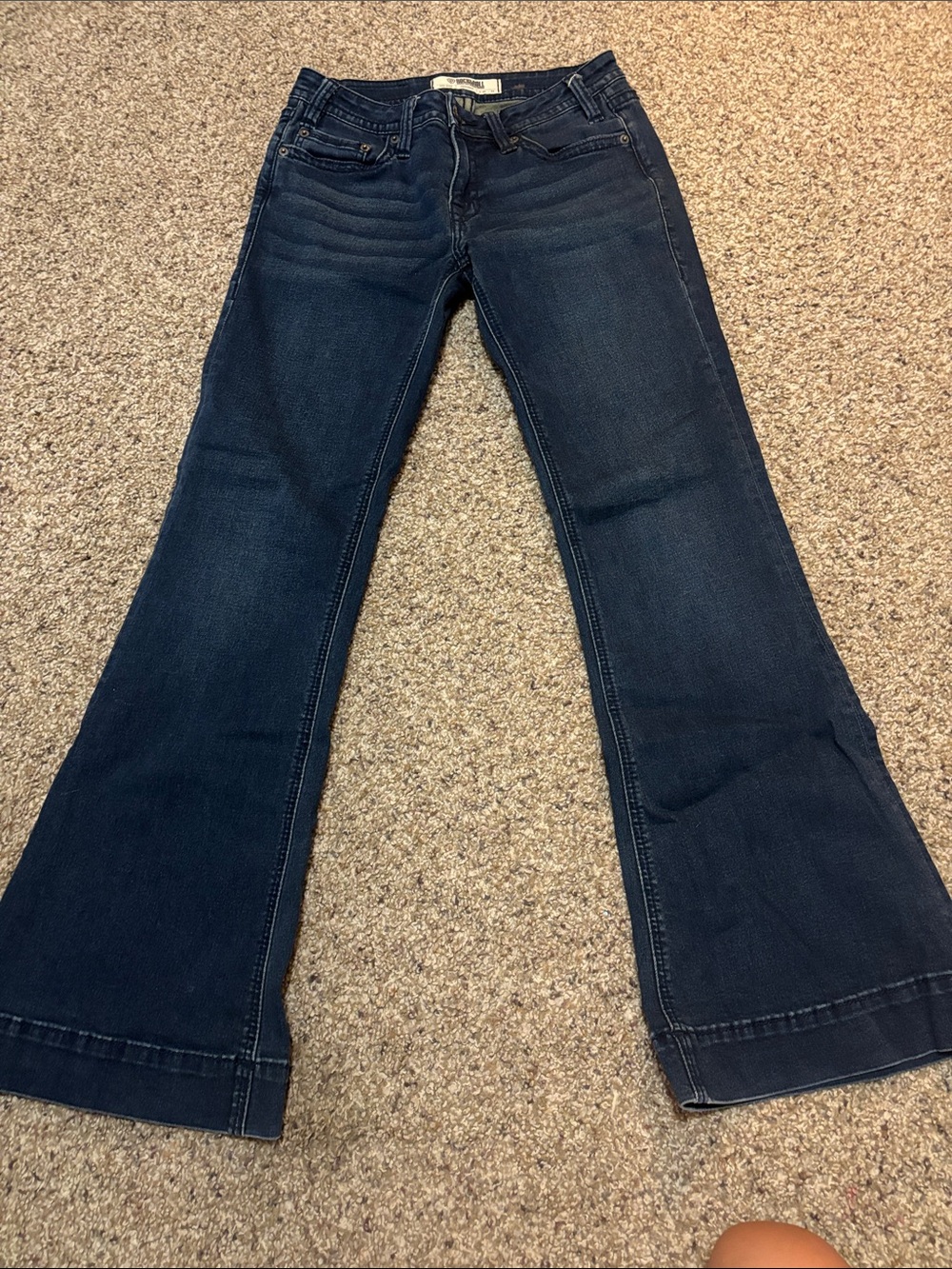 Flared Dark Blue Wide-Leg Jeans